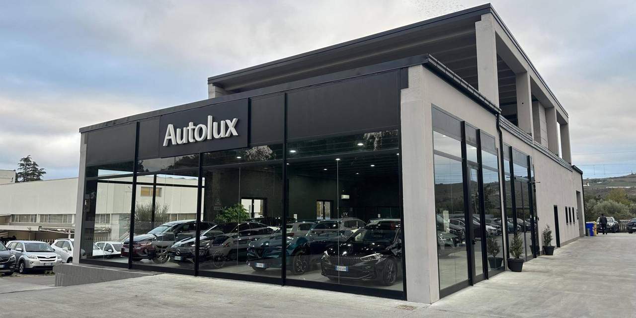 Scegli oggi la tua *nuova* auto