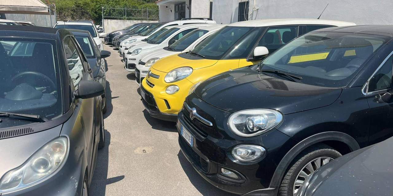 Cerca la tua *prossima* auto