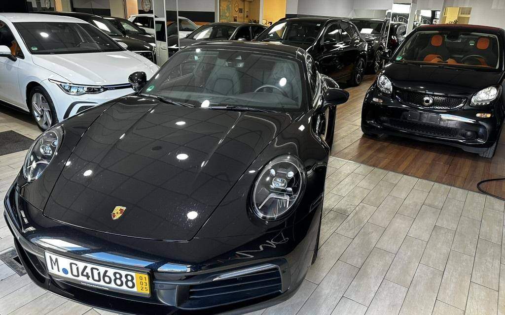 Cerca la tua *prossima* auto