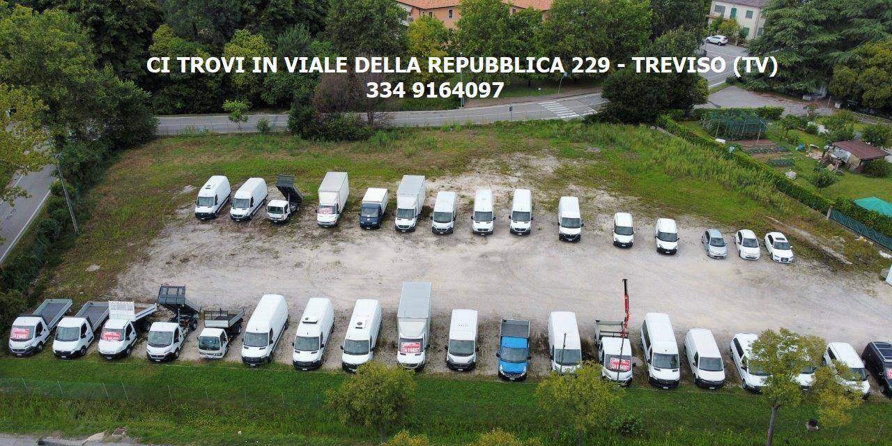 Cerca la tua *prossima* auto
