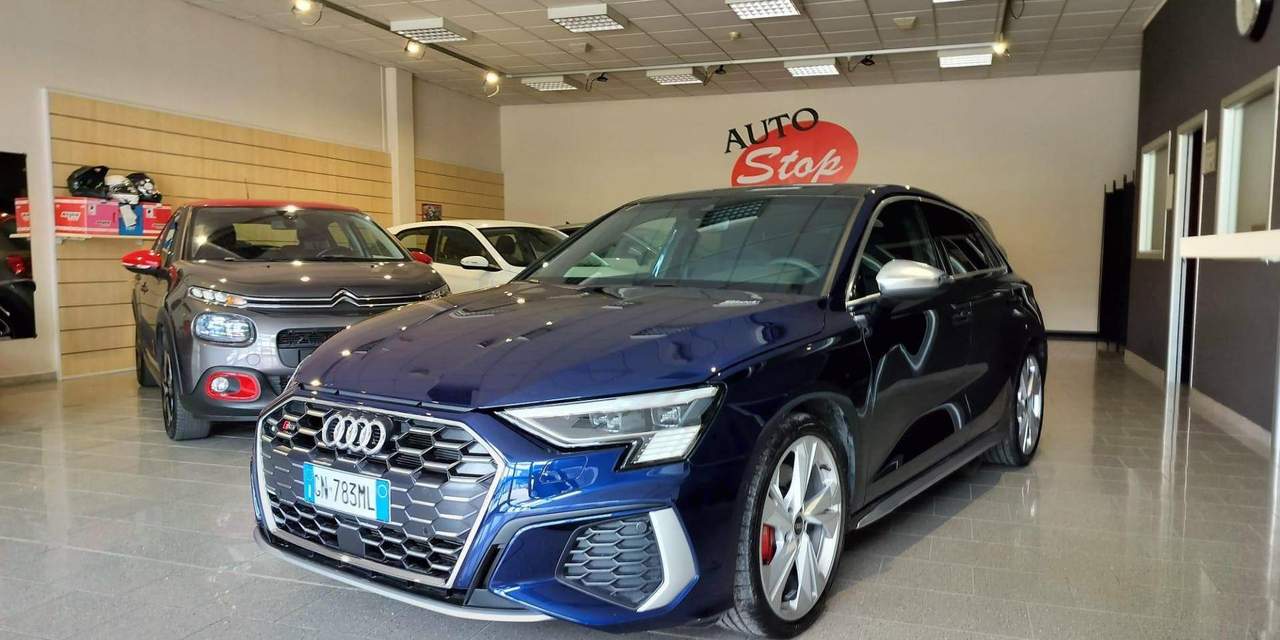 Cerca la tua *prossima* auto