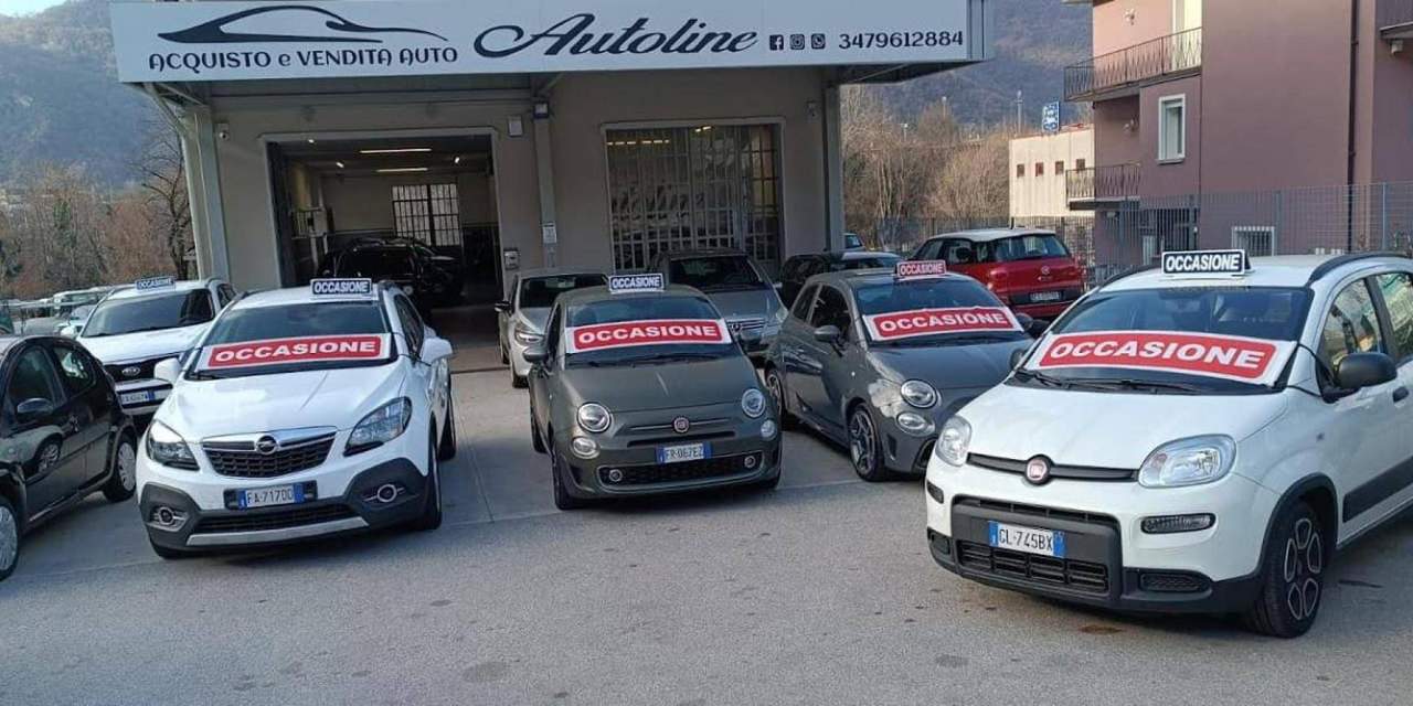 Cerca la tua <br>*prossima* auto