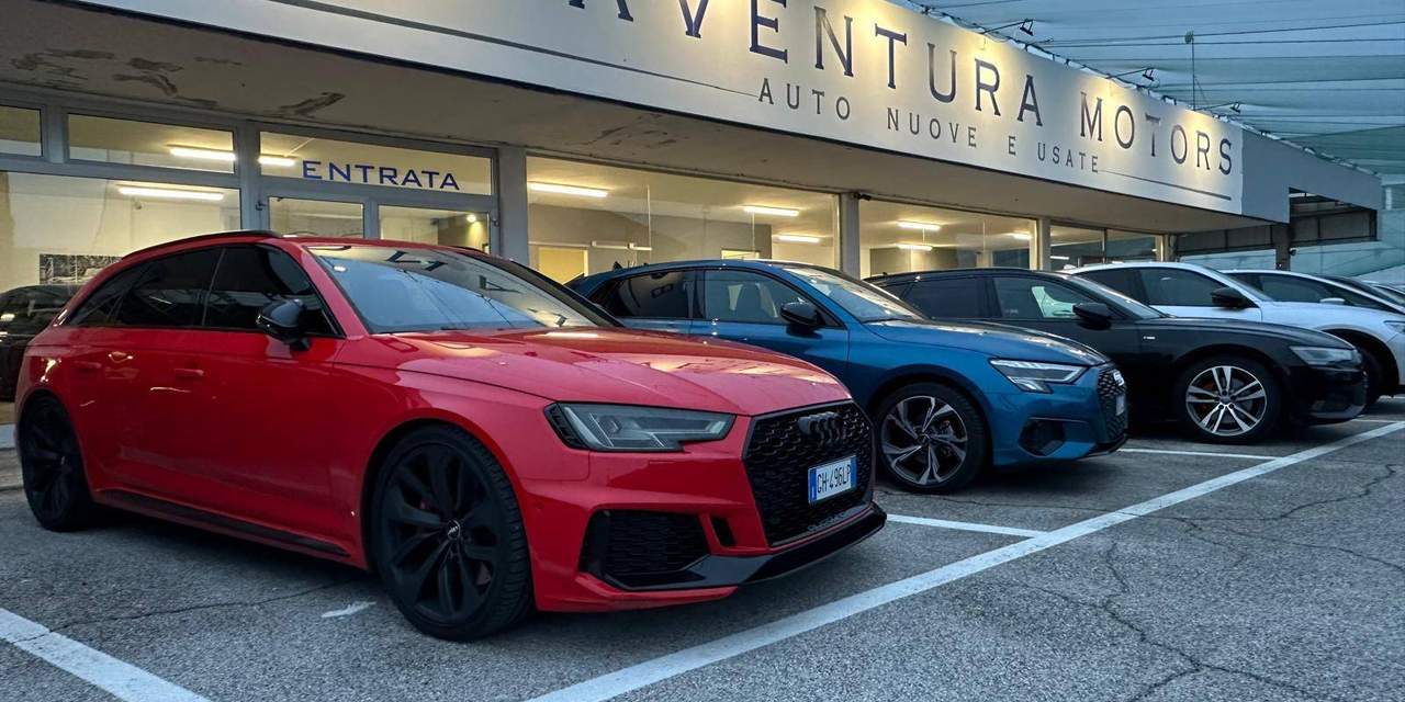 Cerca la tua *prossima* auto