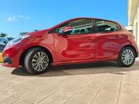 Peugeot 208 1.6 HDI 75CV Rosso usata Trinitapoli