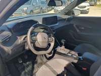 Peugeot 2008 1.2 100cv Allure Grigio usata Monopoli