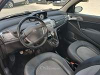 Lancia Ypsilon 16V 95cv 6marce Sport MomoDesign Nero usata Monopoli