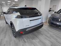 Peugeot 2008 Peugeot 2008 PureTech 101 CV Allure Bianco usata Casoria