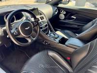 Aston Martin DB11  4.0 v8 auto Nero usata Rivoli
