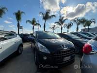 Peugeot 3008 cambio robotizzato Prem Nero usata San Michele Salentino Peugeot 3008 cambio robotizzato Prem Nero usata San Michele Salentino