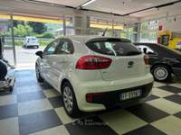 Kia Rio 5p. Active NEOPATENTATI Bianco usata Arezzo