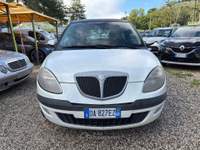 Lancia Ypsilon Neopatentati Bianco usata Arezzo