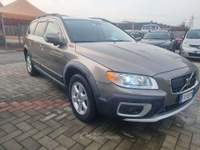 Volvo XC70 XC70 2.4 d5 Kinetic awd 185cv Marrone usata TREVIGLIO