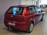 Fiat Grande Punto 5 porte Dynamic Rosso usata Quarrata