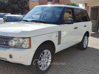 Land Rover Range Rover Land Range Rover 3.6 TDV8 Vogue SE cambio revisionato!!! Bianco usata Pieve a Nievole
