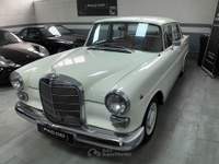 Mercedes-Benz 230 Mercedes 200 Heckflosse 1967 Bianco usata Bagnolo Mella