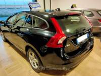Volvo V60 AUTO BELLISSIMA CON POCHI KM CAMBIO AUTOMATICO Nero usata Molfetta