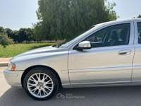 Volvo V70/XC70 V70 2.4 METANO 2007 - GANCIO Grigio usata Terlizzi