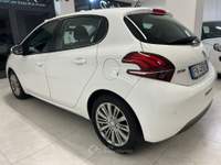 Peugeot 208 Unico proprietario non fumatore usata ARSIERO