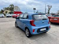 Kia Picanto NEOPATENTATI - 5 POSTI Blu/Azzurro usata Latina
