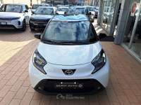 Toyota Aygo Aygo X 1.0 VVT-i 72 CV 5 porte Trend S-CVT Bianco usata Casoria