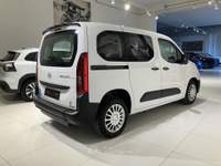 Toyota Proace 1.5D 100 CV  PC 4p. Lounge Trasporto Disabili 4+1 usata Fornovo di Taro