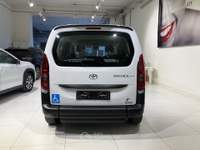 Toyota Proace 1.5D 100 CV  PC 4p. Lounge Trasporto Disabili 4+1 usata Fornovo di Taro