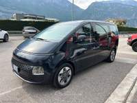 Hyundai Staria Staria 2.2 AT 2WD 9 posti Wagon DIESEL Grigio usata Lavis