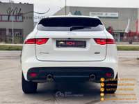 Jaguar F-Pace F-Pace 3.0 D V6 300 CV AWD aut. R-Sport Bianco usata Este