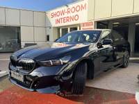 BMW Serie 5 520d 520 520d 48V s-drive MSport Pro auto Blu/Azzurro usata Pomezia