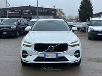 Volvo XC60 AUTOCARRO 5 POSTI 2.0 b4 Momentum auto Bianco usata Altedo