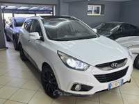 Hyundai ix35 IX35 2.0 CRDi 184cv 4WD STYLE Bianco usata Altamura