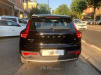 Volvo XC40 Geartronic Momentum Pro Nero usata Sassuolo