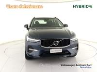 Volvo XC60 2.0 b4 momentum awd auto Blu/Azzurro usata Bari
