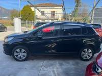 Peugeot 2008 2008 1.6 Bluehdi 100cv Active Nero usata Sassano