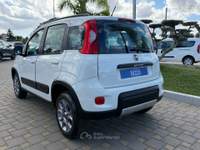 Fiat Panda 1.3MJT 95CV 4X4 CROSS PELLE Bianco usata Mesagne