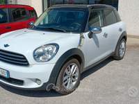 MINI Countryman Cooper D Countryman 2.0 Cooper D Country usata Anzio