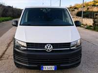 Volkswagen Caravelle 2.0 TDI – 9 posti (Iva Esposta) Bianco usata Cassano delle Murge