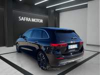 Mercedes-Benz Classe B B 180 d Automatic Progressive Advanced Nero usata Rende