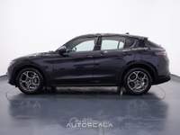 Alfa Romeo Stelvio 2.2 Turbodiesel 160 CV AT8 RWD Sprint Nero usata Pozzuoli