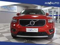 Volvo XC40 D3 AWD Geartronic Inscription Verde usata Latina