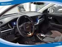 Kia e-Niro BEV 64kwh 204cv Drive Bianco usata Latina