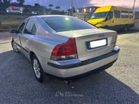 Volvo S60 2.4i 20V 140cv Optima Argento usata Mentana