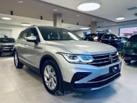 Volkswagen Tiguan 2.0 tdi Elegance 150cv dsg Argento usata San Michele Salentino