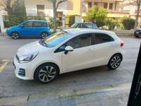 Kia Rio 5p. Active Bianco usata Valenzano