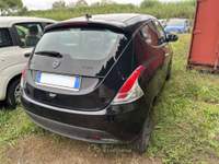 Lancia Ypsilon  - ypsilon 1.0 firefly hybrid gold s&s 70cv Nero usata Roma