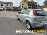 Fiat Grande Punto 77 CV 5 porte Dynamic Natural Power Grigio usata Capua