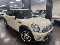 MINI 1.5 Cooper D Hype 5 1.6 16V One (72kW) Beige usata Prato