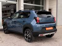 Fiat Grande Panda 1.2 Hybrid 110 CV S&S La Prima, Winter pack, Km0 Blu/Azzurro usata Roseto degli Abruzzi