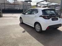 Toyota Yaris Hybrid Active MY24 Bianco usata Cercola