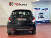 Lancia Ypsilon ADATTA A NEOPATENTATI Nero usata Roma